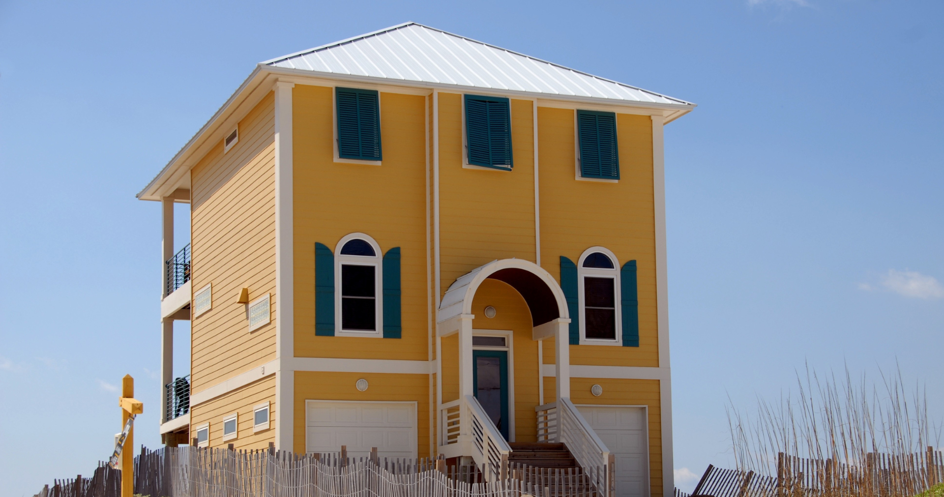 Roofing Contractor in Palm Beach